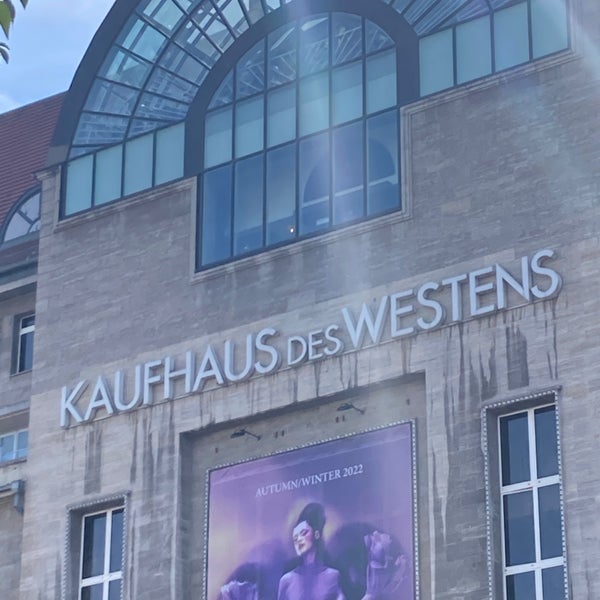 Photo prise au Kaufhaus des Westens (KaDeWe) par Jakob F. le9/5/2022