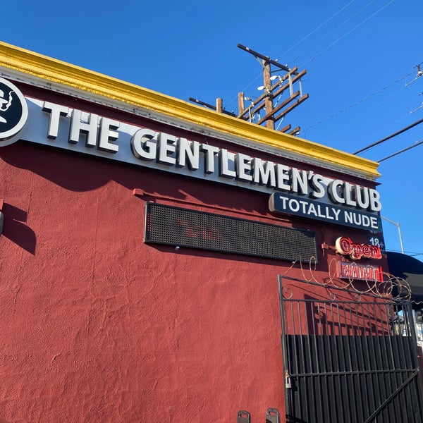 Photo taken at The Gentlemen&#39;s Club by Divagrip on 1/26/2023