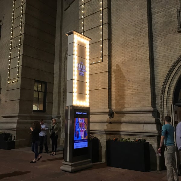 Foto scattata a Ellie Caulkins Opera House da Joel G. il 6/18/2019