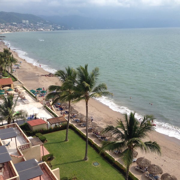 8/27/2015 tarihinde Victor I.ziyaretçi tarafından Plaza Pelicanos Club Beach Resort'de çekilen fotoğraf