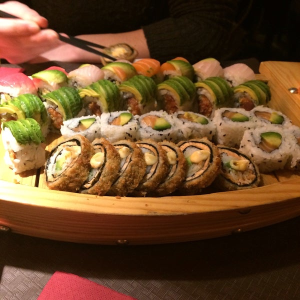 Photo taken at Sushi Palace by Paulien W. on 2/24/2017