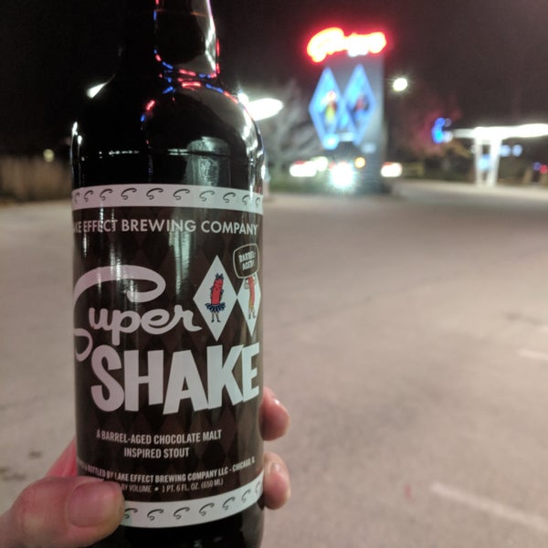 Photo taken at Superdawg Drive-In by Tony H. on 11/11/2018