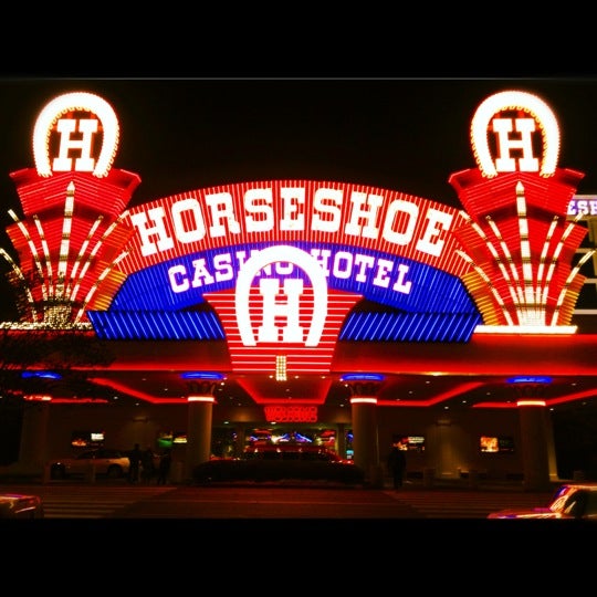Photo taken at Horseshoe Casino and Hotel by Ilya S. on 12/6/2012
