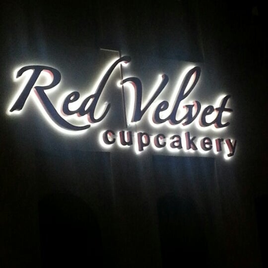 Photo taken at Red Velvet Cupcakery by shadow on 11/6/2012