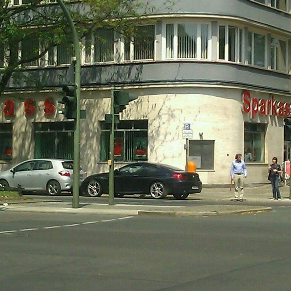 Berliner Sparkasse Charlottenburg Savignyplatz 9 10