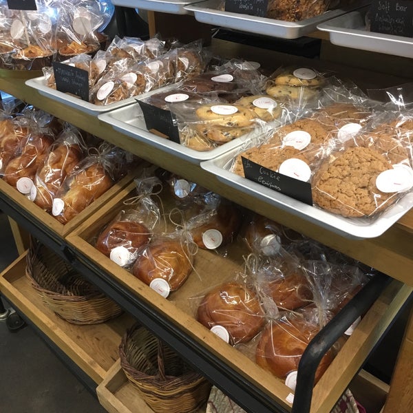 Photo taken at Bread Bakery &amp; Deli by Aris K. on 10/3/2018