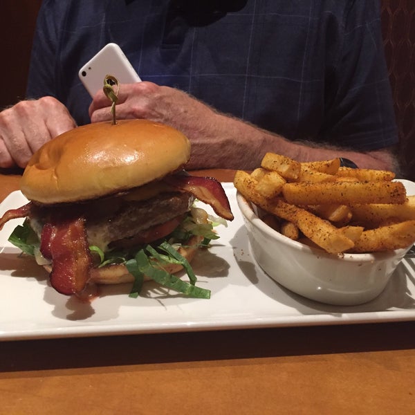 Photos at GrillSmith Lakeside Village 43 tips from 1689 visitors