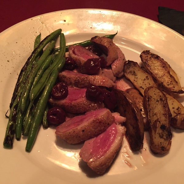 The duck with Door County cherry reduction, roasted potatoes and green beans was EXCELLENT, as was the soft pretzel appetizer with their own beer mustard and crispy duck wontons.