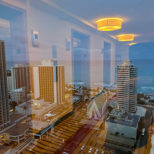 Photo taken at Hilton Waikiki Beach by Tony D. on 4/29/2024
