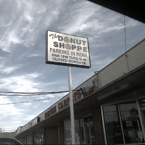 Money Talks Donut Shop