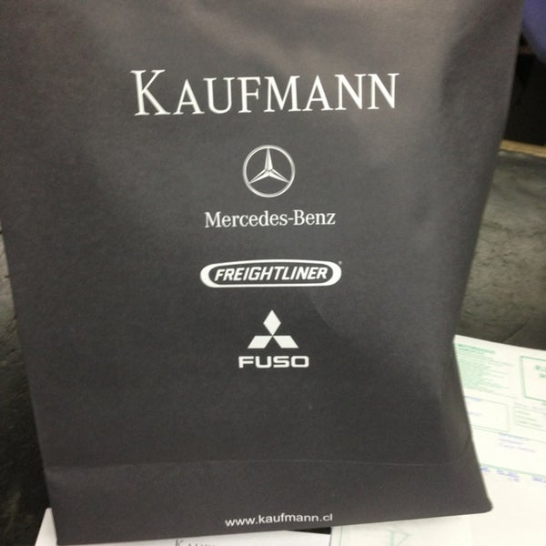 Boutique Kaufmann Mercedes Benz Kaufhaus In Estacion Central