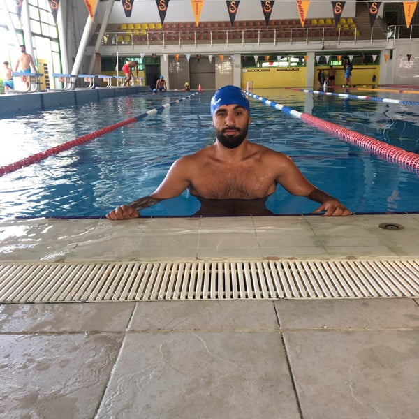 8/29/2018にHasan D.がGalatasaray Ergun Gürsoy Olimpik Yüzme Havuzuで撮った写真