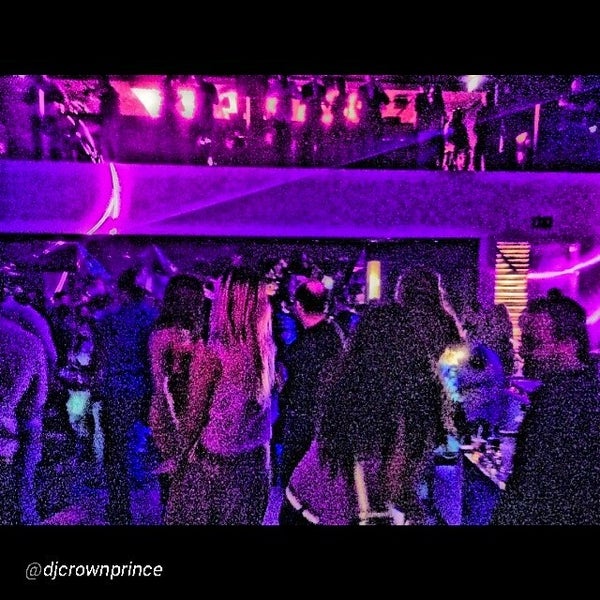 Foto tomada en supperclub Dubai  por Saif R. el 5/24/2014