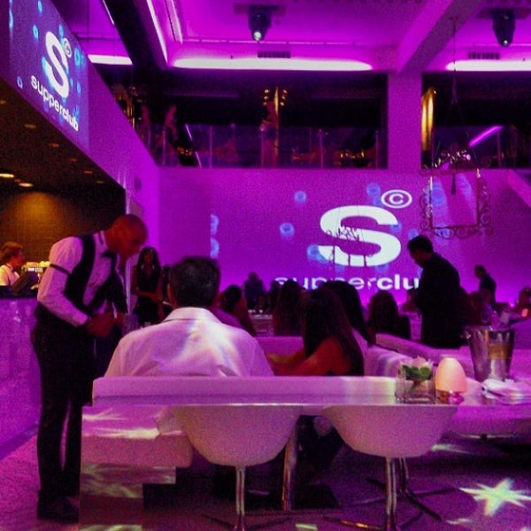 Photo taken at supperclub Dubai by Saif R. on 9/19/2013