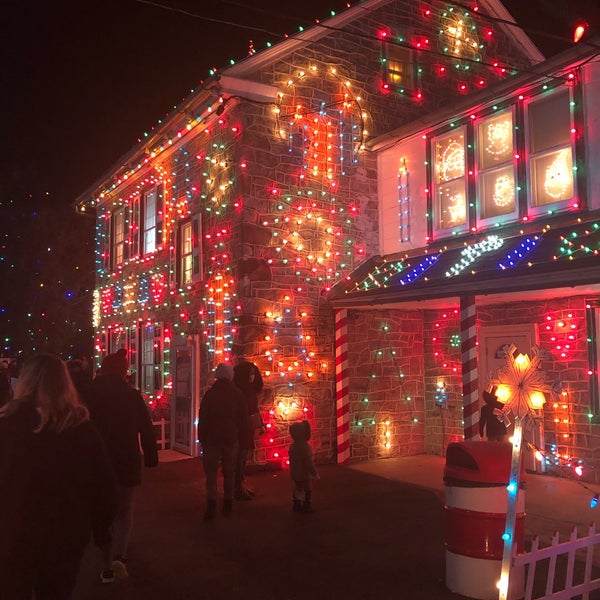 Koziar's Christmas Village Reviews 