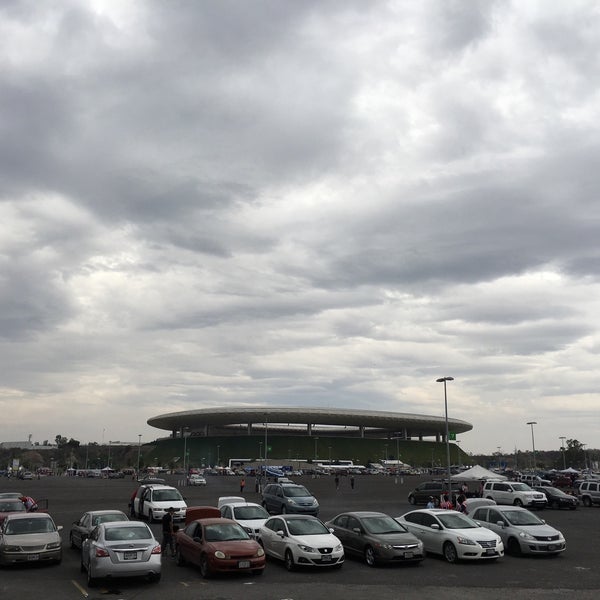 4/17/2016にMiguel E.がExplanada Estadio Akronで撮った写真