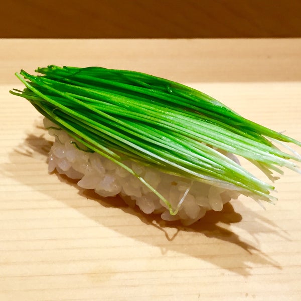 Photo prise au Sushi Bar Yasuda par Steve le9/25/2015