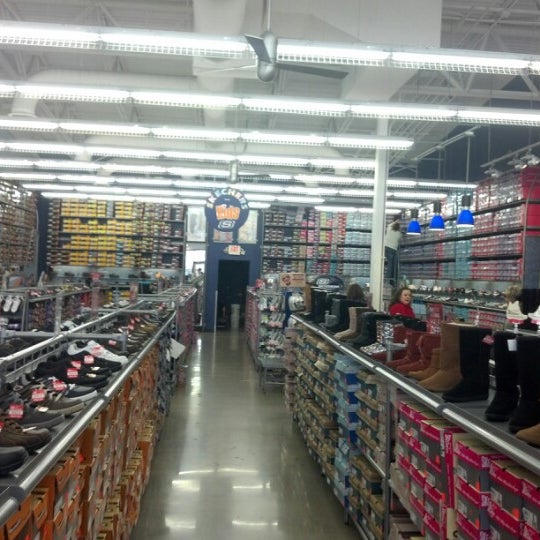 skechers shoe outlet in branson mo