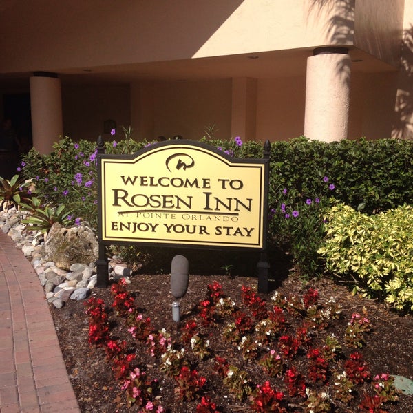 Foto tirada no(a) Rosen Inn at Pointe Orlando por Mikey M. em 9/30/2015