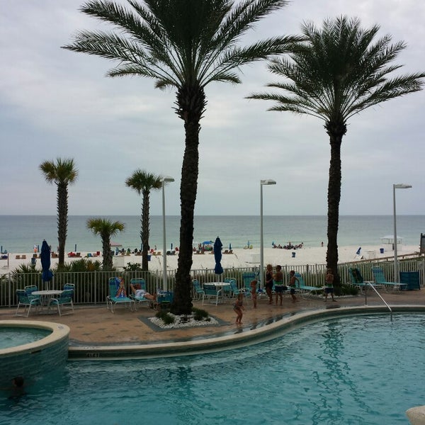 Foto tirada no(a) Boardwalk Beach Hotel &amp; Convention Center por JoAnne N. em 9/19/2014