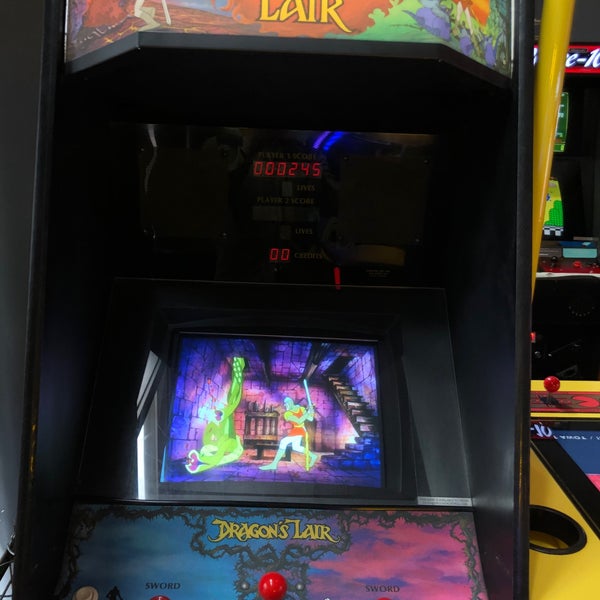 Das Foto wurde bei Ground Kontrol Classic Arcade von Joon K. am 10/2/2019 aufgenommen