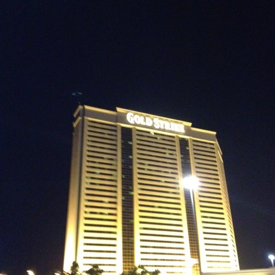 Photo taken at Gold Strike Casino Resort by Daniel T. on 8/5/2012