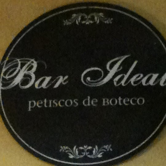 12/15/2012 tarihinde Henrique M.ziyaretçi tarafından Bar Ideal'de çekilen fotoğraf