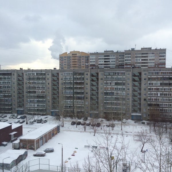 Екатеринбург кыштым карта. Заречный екатеринбург на карте. Екатеринбург заречный км. Заречная новоуральск. От екатеринбурга до среднеуральска.