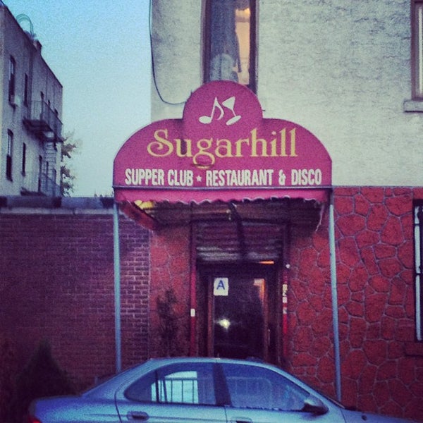 Photo prise au Sugarhill Supper Club par Ron V. le10/14/2012