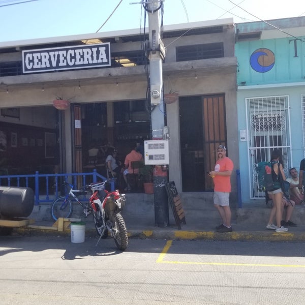 Foto scattata a San Juan del Sur Cervecería da Angela C. il 1/1/2019
