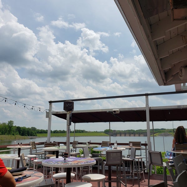 Photos at Rick's Cafe Boatyard Eagle Creek 72 tips