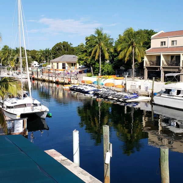 Photo taken at Sharkey&#39;s Pub &amp; Galley Restaurant by Brent S. on 10/15/2021