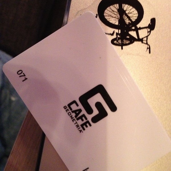 6/11/2013にInna S.がGeometria Cafeで撮った写真