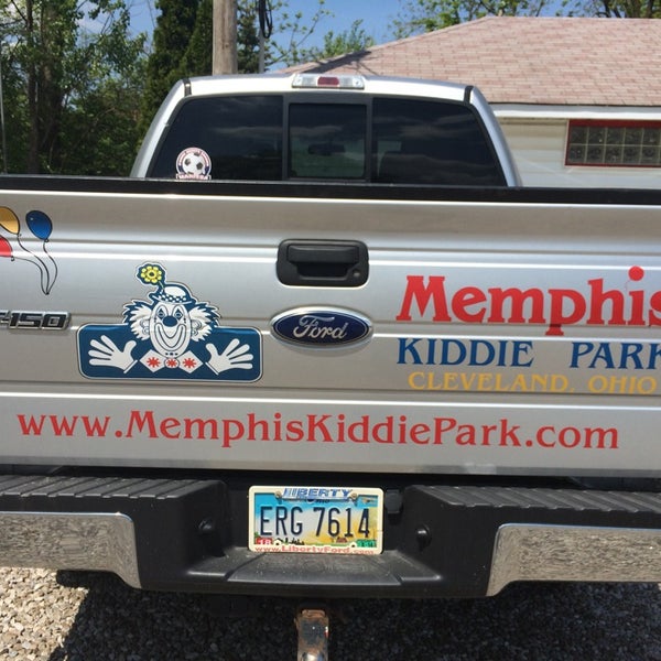 Das Foto wurde bei Memphis Kiddie Park von Angelica H. am 5/18/2014 aufgenommen