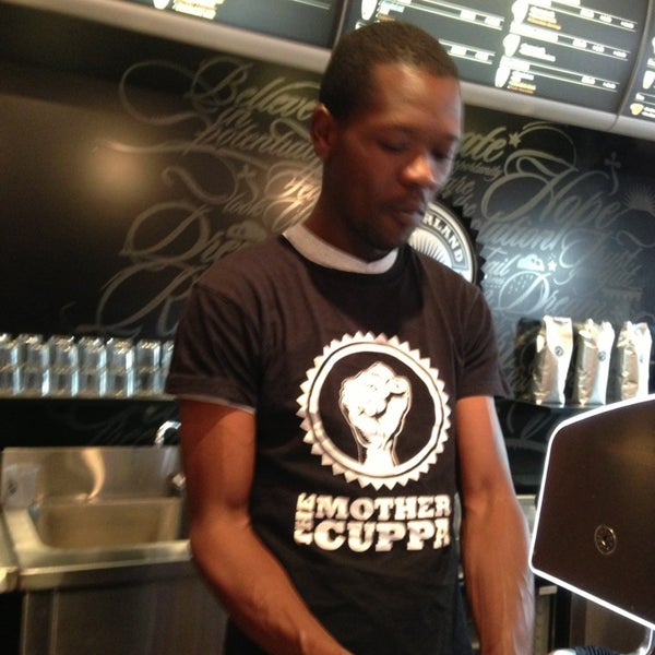 7/10/2013にChris W.がMotherland Coffee Companyで撮った写真