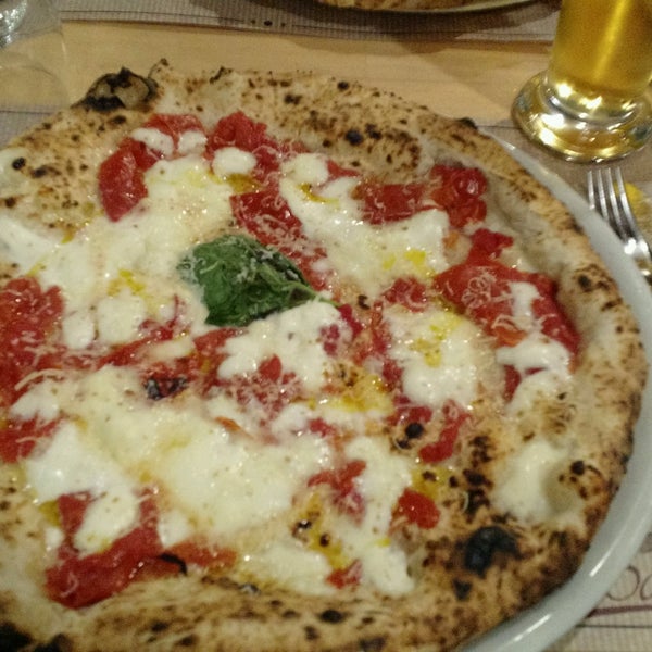 Una delle migliori pizze in assoluto di Napoli e del Mondo