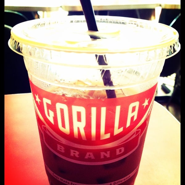 Photo taken at Gorilla Coffee by Akiko S. on 7/18/2013