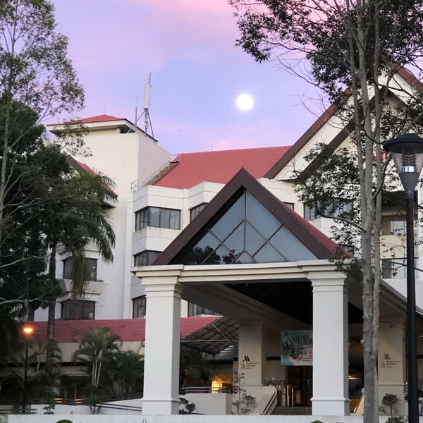 Foto tomada en Miri Marriott Resort &amp; Spa  por Rafaie A. el 10/25/2018