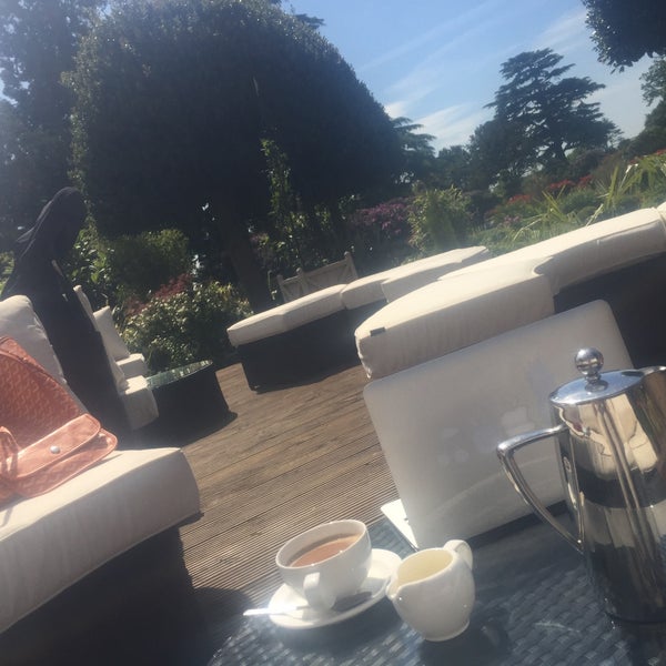 Photo taken at Stoke Park Country Club, Spa &amp; Hotel by Catharina S. on 5/27/2015