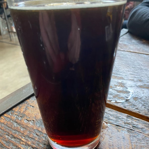 Photo taken at Hudson Brewing Company by Chuck F. on 4/24/2021