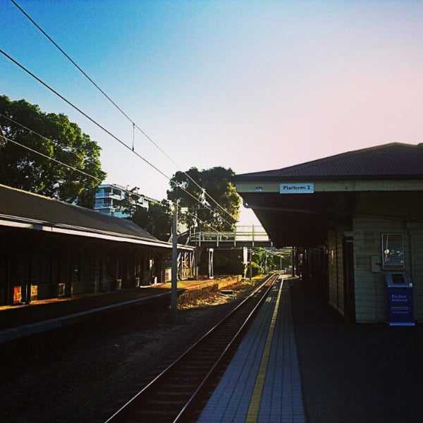Claremont Train Station Gugeri St.