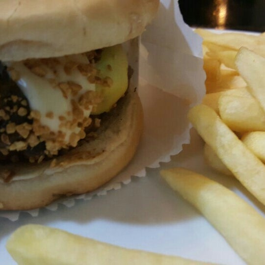 4/5/2017에 Kátia O.님이 Brazilian American Burgers에서 찍은 사진