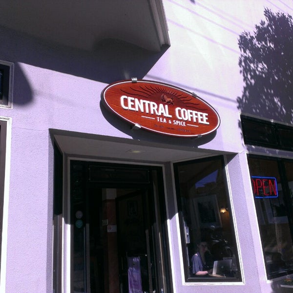 2/13/2014에 David A.님이 Central Coffee Tea &amp; Spice에서 찍은 사진