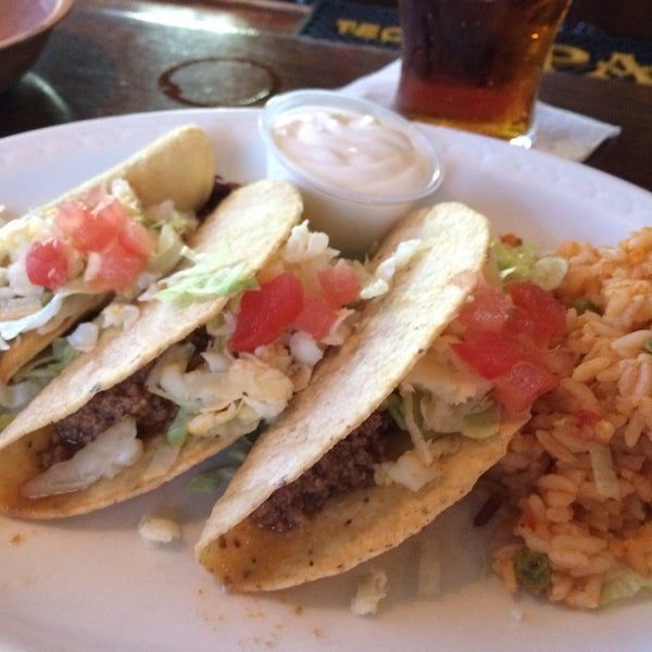 3/11/2014 tarihinde Renee B.ziyaretçi tarafından Luchita&#39;s Mexican Restaurant'de çekilen fotoğraf