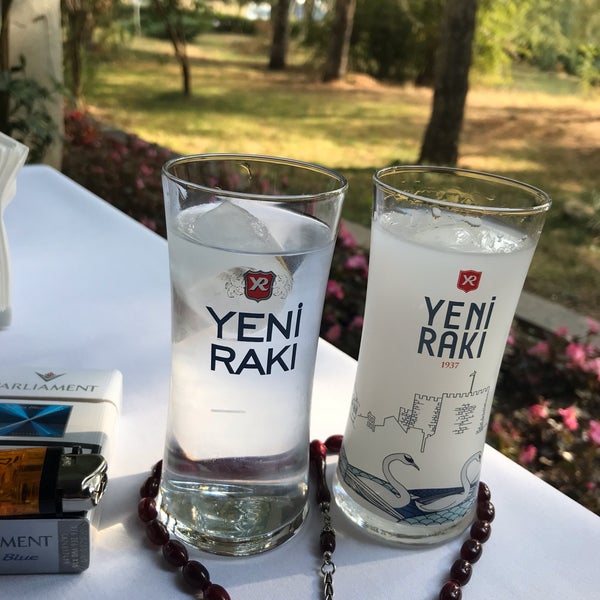 Photo taken at Kalabalık by Memduh T. on 10/12/2018