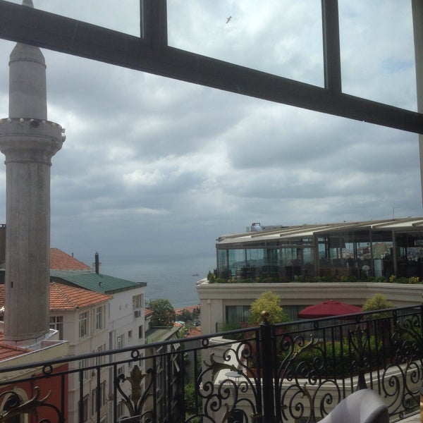 Снимок сделан в Park Bosphorus Istanbul Hotel пользователем Memduh T. 6/7/2015