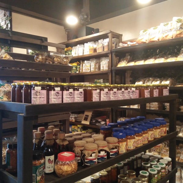 Carmela's Banana Cakes Tagaytay, Cavite