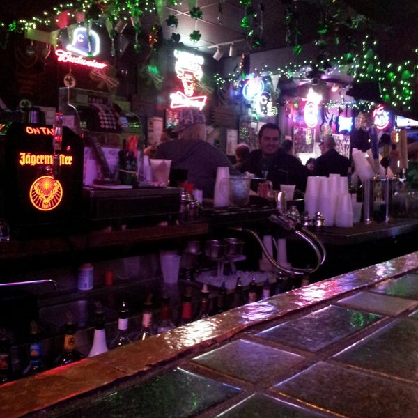Friar Tuck's Bar in Lake View East