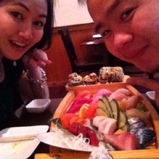 Foto diambil di Ichiban Sushi House oleh MizzzNoina -. pada 12/2/2012
