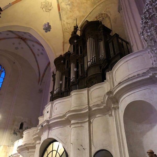 รูปภาพถ่ายที่ Šv. Onos bažnyčia | St. Anne&#39;s Church โดย Kate Y. เมื่อ 12/28/2021